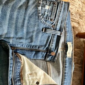 The perfect vintage jean , size 27